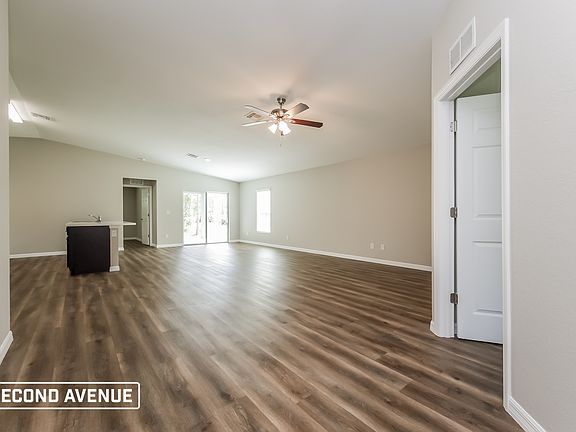 5th image of 2619 19th St W Unit 12