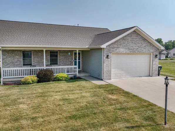 208 Royalwood Dr, Monticello, IN 47960