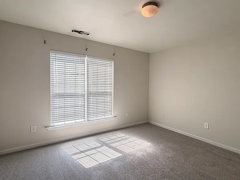 117 Inisfree Pl — Photo 13