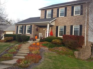 203 Matterhorn Ct, Glen Carbon, IL 62034