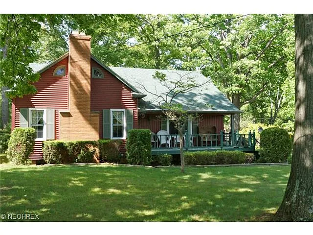 6227 Hillside Rd photo 1