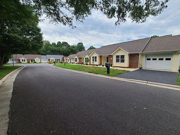 3rd image of 134 Village Park Ct