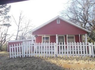 621 Geneva Ave, Muskogee, OK 74403