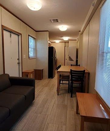 4th image of 5051 W Highway 290