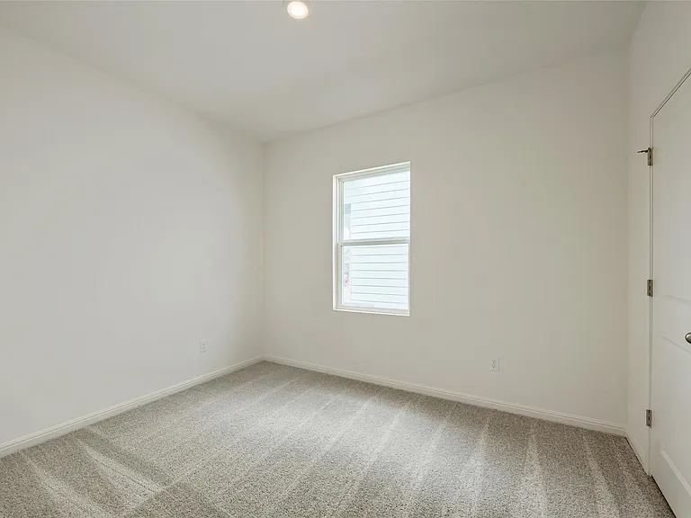 5345 Calluna Dr — Photo 21