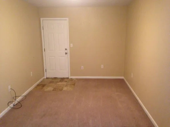 953 W Elm St, Stephenville, TX 76401