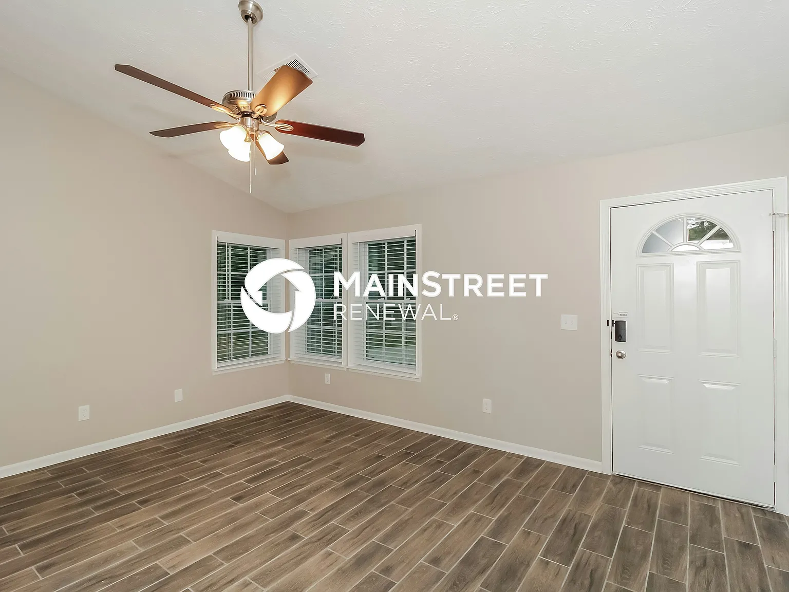 432 Wesley Park Dr — Photo 3