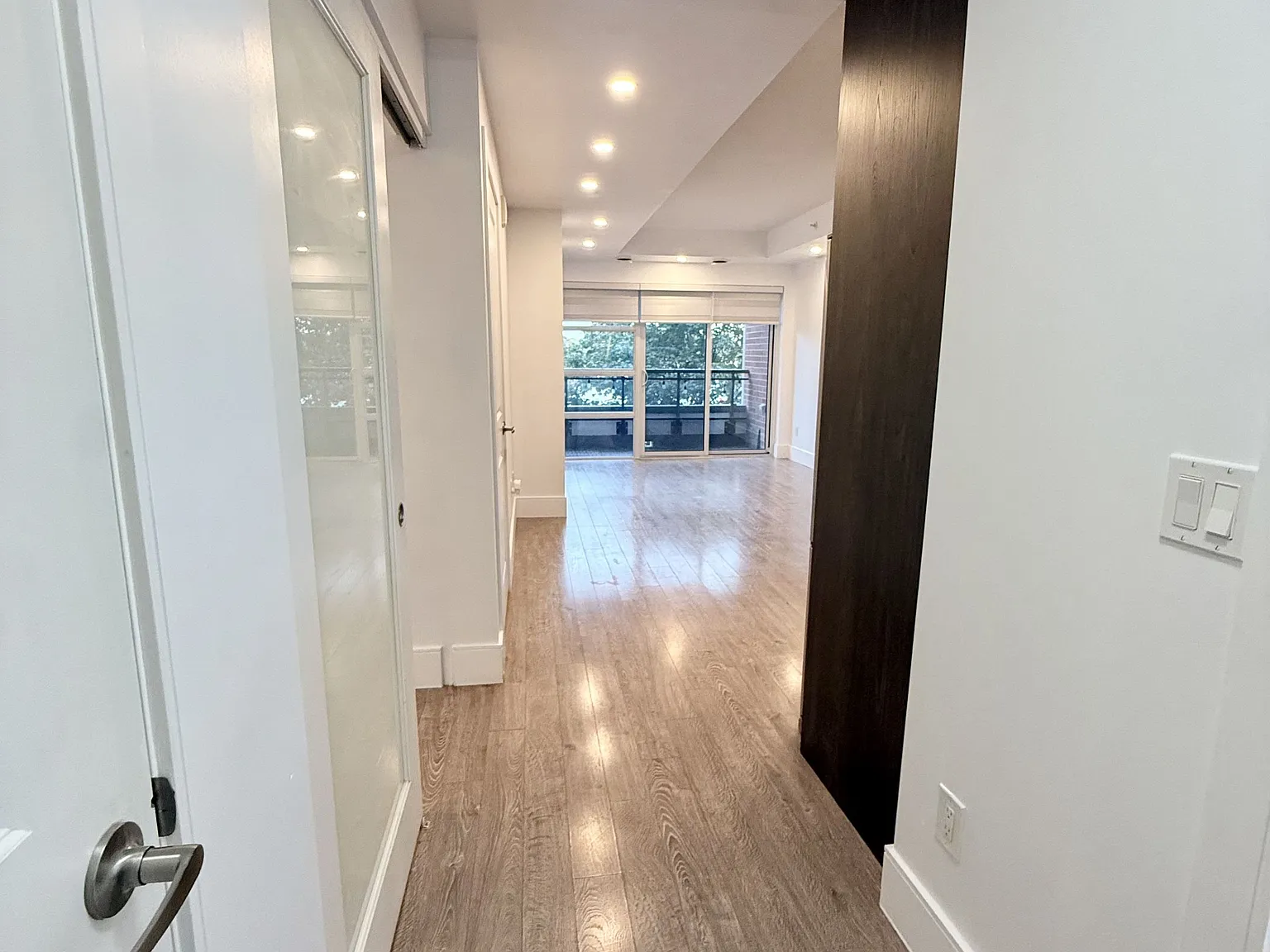 2 bed, $1,950 — Photo 3