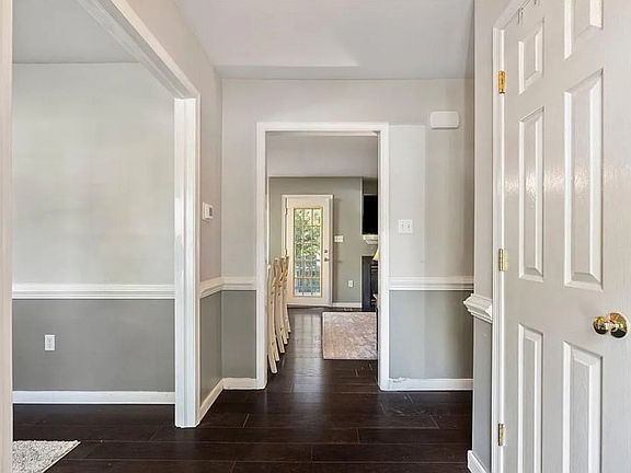 5th image of 1720 Pine Edge Ln