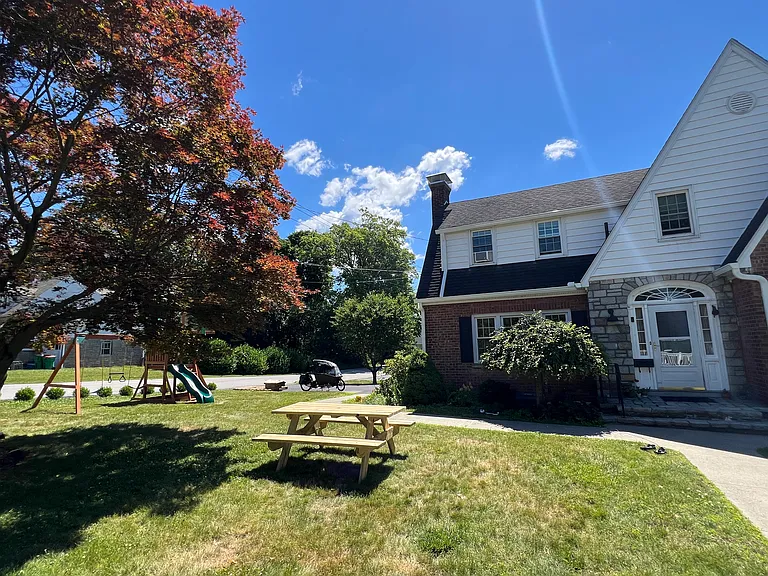 70 Cross St — Photo 11