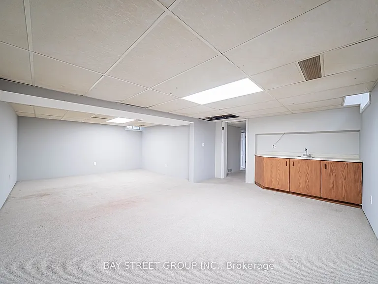 296 Killdeer St W — Photo 24
