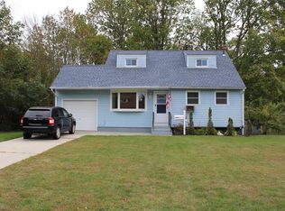 14 Ehler St, Brentwood, NY 11717
