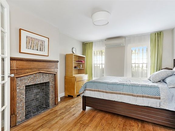 3rd image of 330 10th St #1