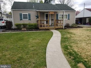 32 Lincoln Dr, Wernersville, PA