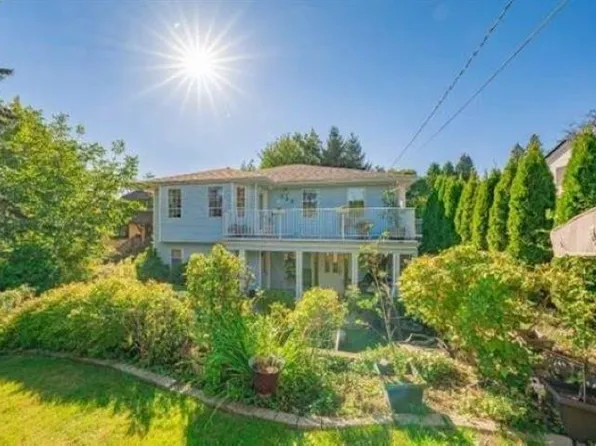 384 Blue Mountain St #Basement, Coquitlam, BC V3K 4J8