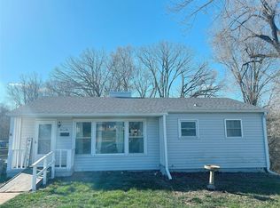 2829 Pleasant St, Hannibal, MO 63401