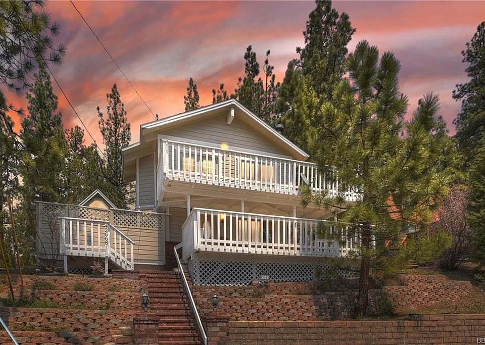 1st image of 42668 Alta Vista Ave