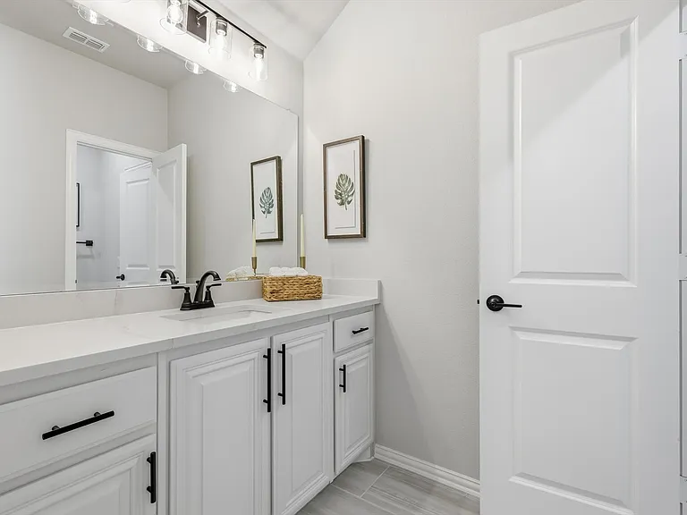 833 Daisy Corner Dr — Photo 19