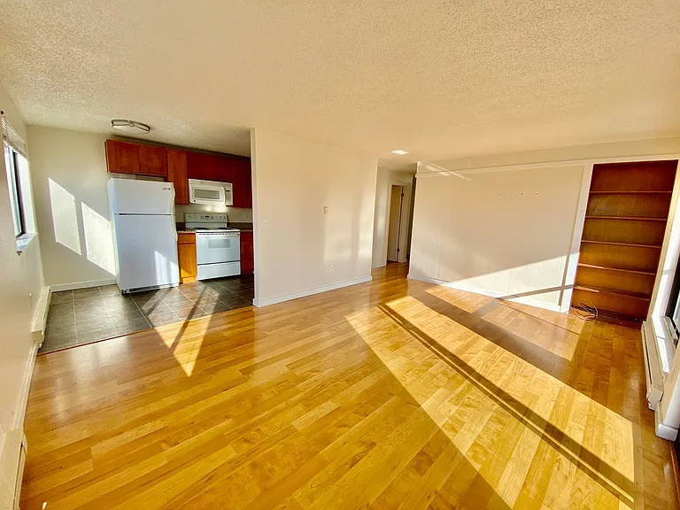 Annaron Apartments — Photo 2