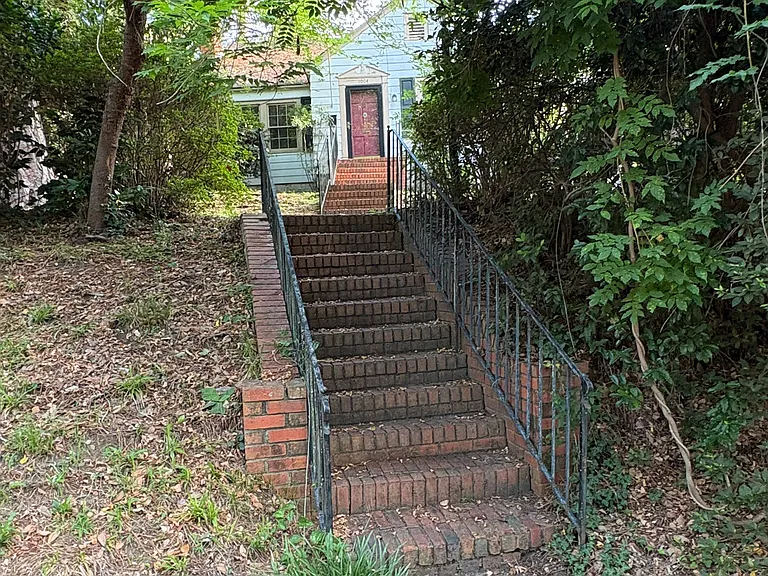 1004 Pine Hill Rd — Photo 32