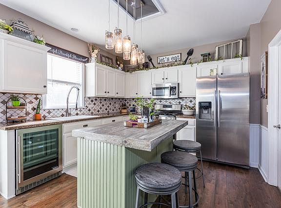 5th image of this home