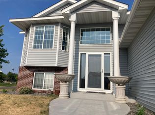 2288 Vermont Dr, Sartell, MN 56377