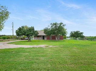 3905 N Vine St, Victoria, TX 77901