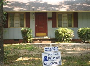756 Broadmoor Dr, Jackson, MS 39206