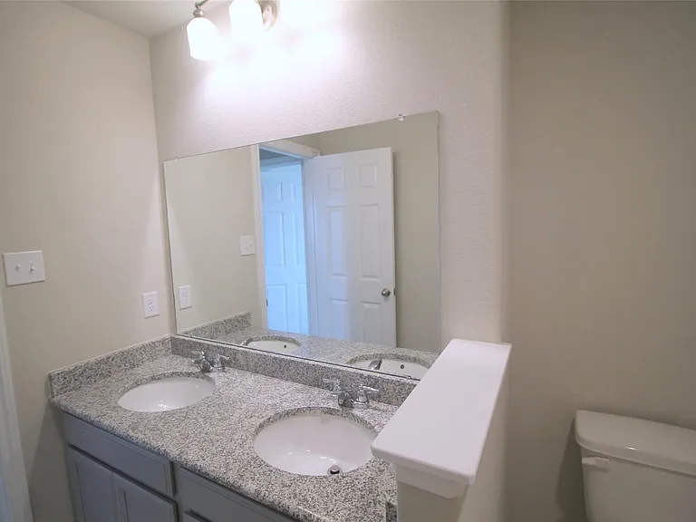 26018 Windy Pr — Photo 28