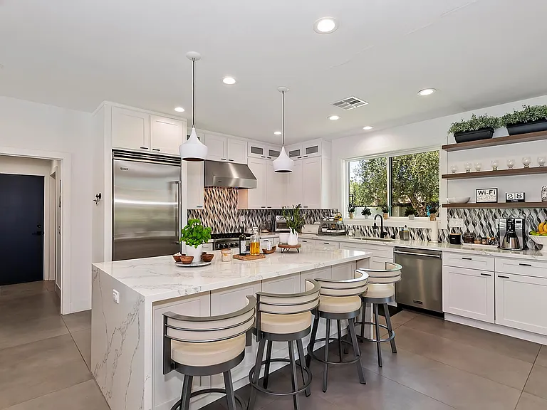 49155 Avenida Fernando — Photo 18