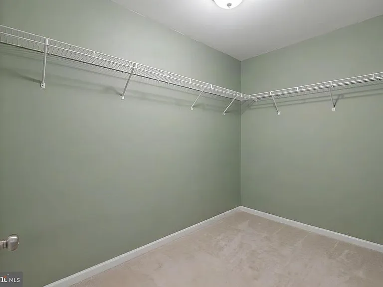 16 Shelley Cir — Photo 32