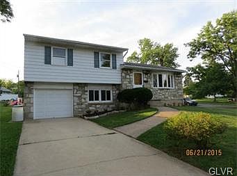 2nd image of 2023 Johnston Dr