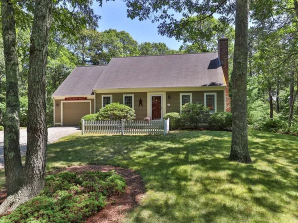 1747 Orleans Rd, Harwich, MA 02645