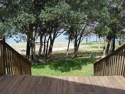 2nd image of 4894 Lakeaire Cir