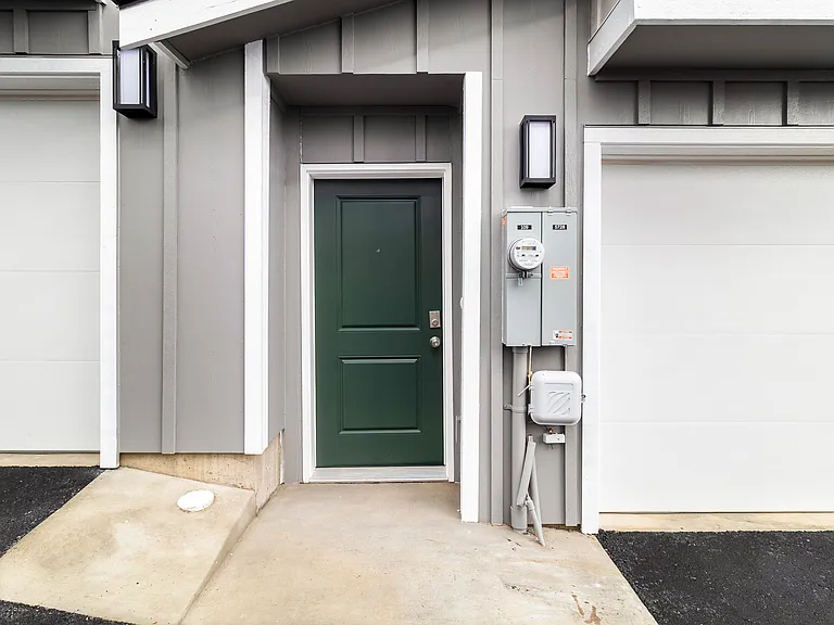 5728 Sterling Ave #103 — Photo 15