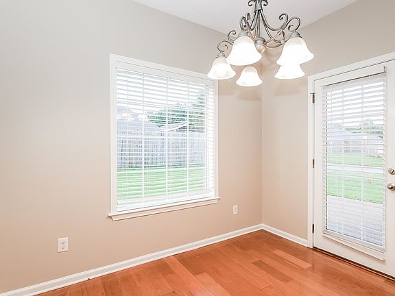 5th image of 10242 Needle Pine Dr