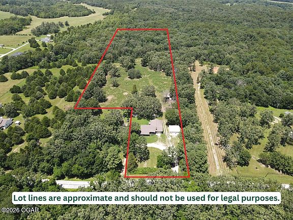 2nd image of 13496 Hickory Dr