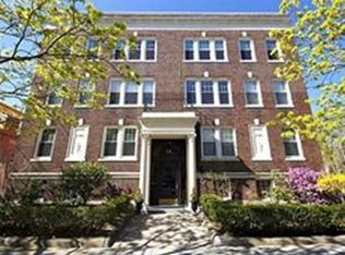 36 Dwight St APT 3, Brookline, MA 02446