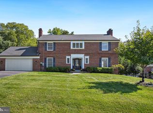 2420 E Gate Dr, Silver Spring, MD 20906