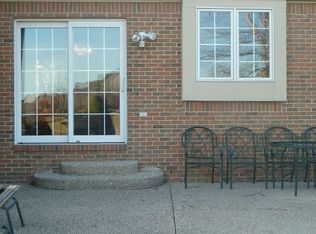 47573 Torrington Dr N, Canton, MI 48188