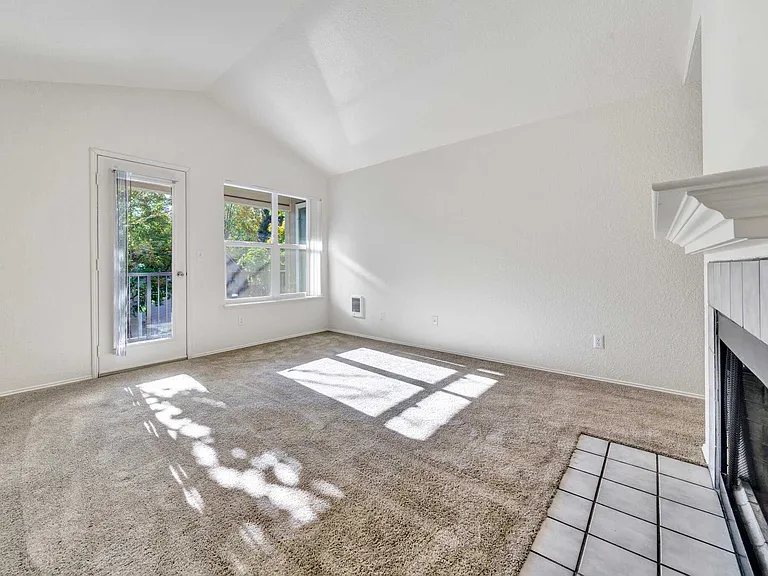 Hampton Ridge Apartments — Photo 28