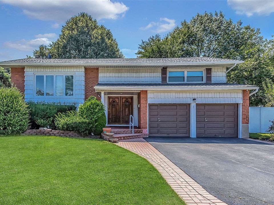 1st image of 1 Sullivan Dr