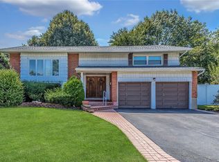1 Sullivan Dr, Jericho, NY 11753