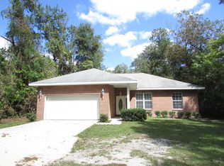 1069 SW Newark Dr, Fort White, FL 32038