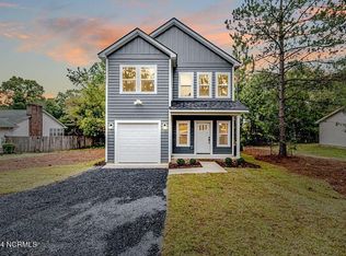 1245 W New Hampshire Ave, Southern Pines, NC 28387