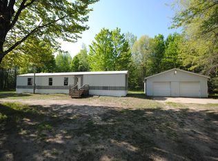 8109 W Rosebush Rd, Weidman, MI 48893