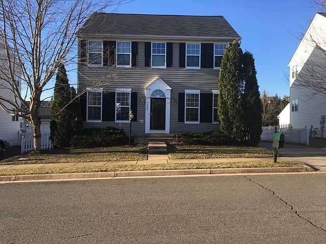 1st image of 9896 Airedale Ct
