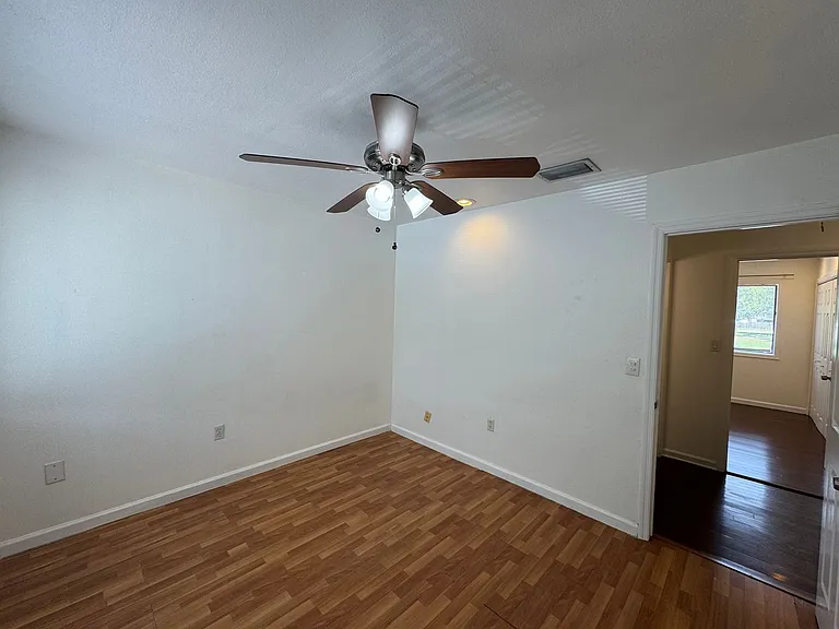 6061 Windhover Dr #10-D10 — Photo 11
