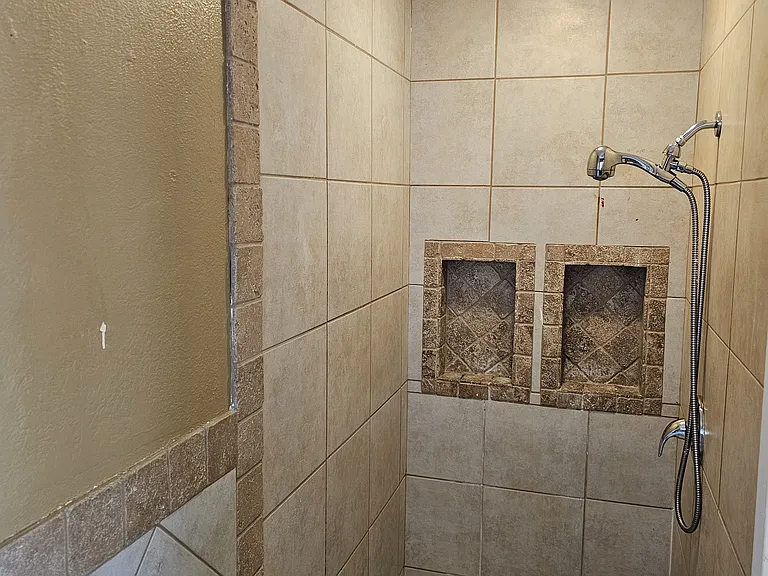 15 Alta Loma Dr — Photo 11
