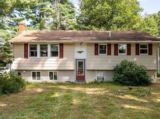 49 Lords Ln, South Berwick, ME 03908